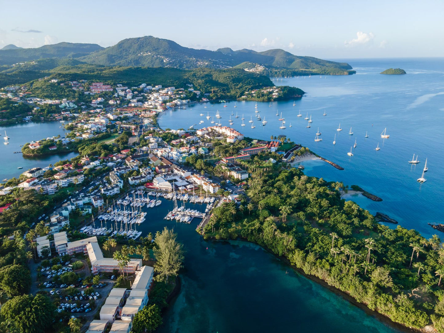 Martinique (MQ) eSim